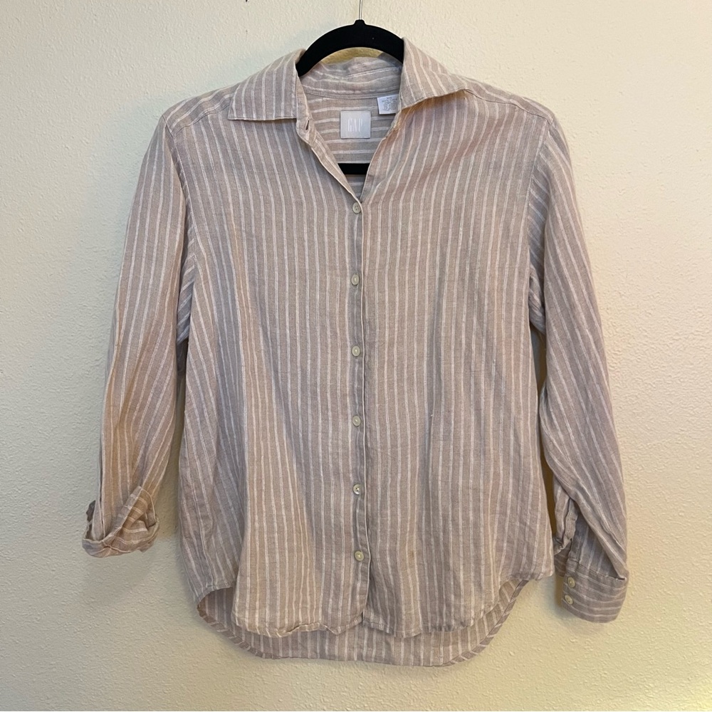 Gap linen button up shirt